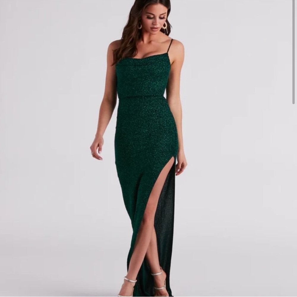 Excellent condition Windsor Formal Long Dress